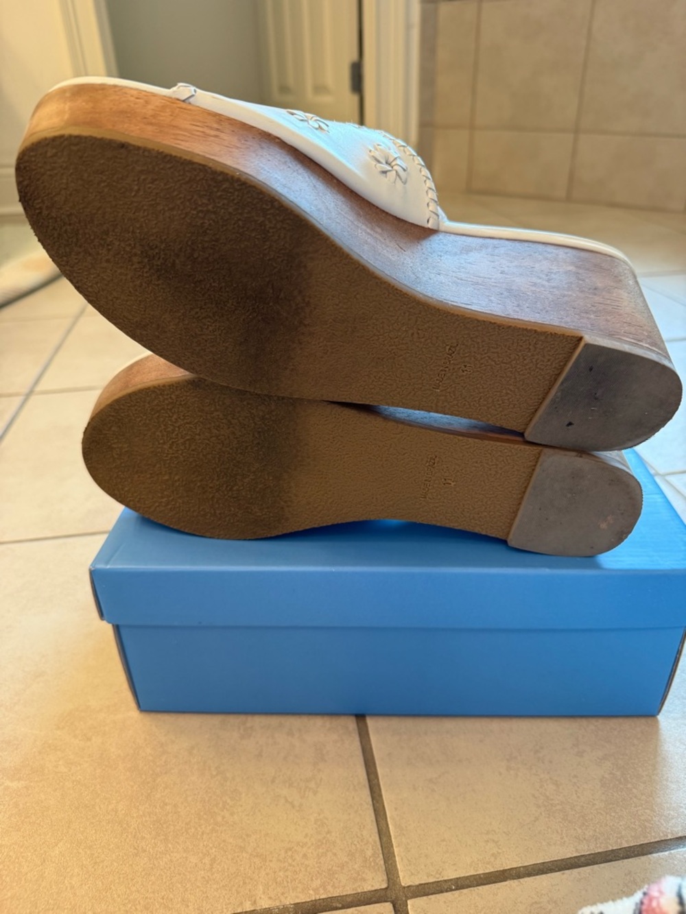 Jack Rogers Rory Wedge - Picture 7 of 9